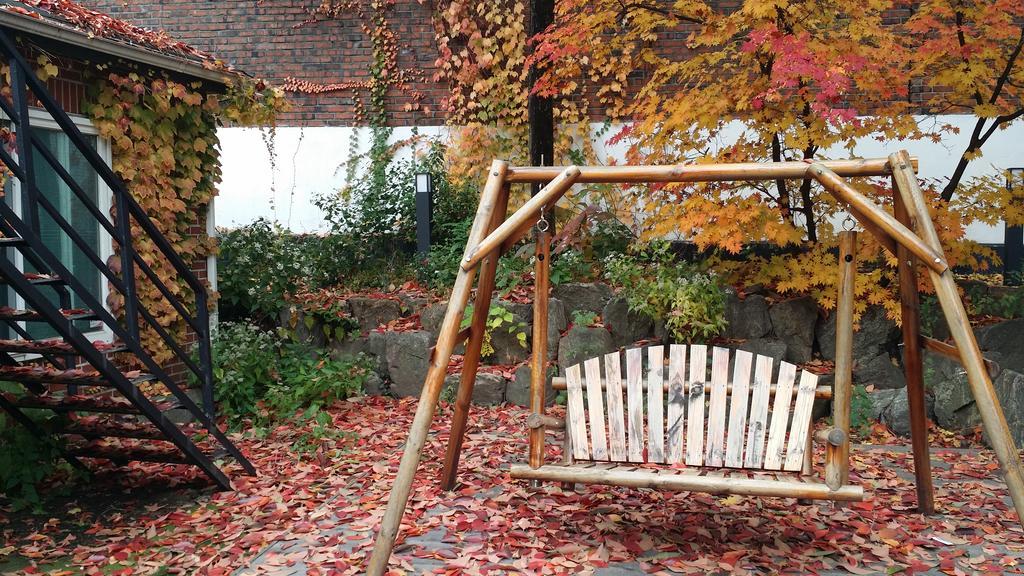 24 Guesthouse Namsan Garden Seoul Exterior foto