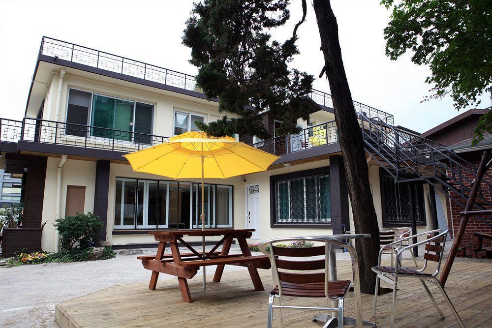 24 Guesthouse Namsan Garden Seoul Exterior foto