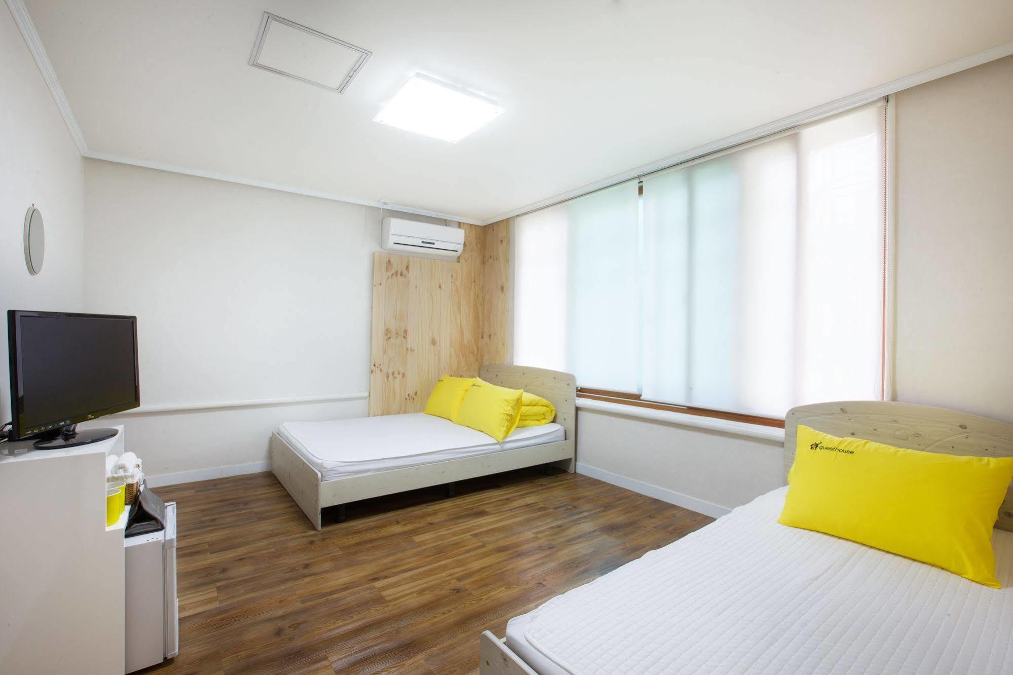 24 Guesthouse Namsan Garden Seoul Exterior foto